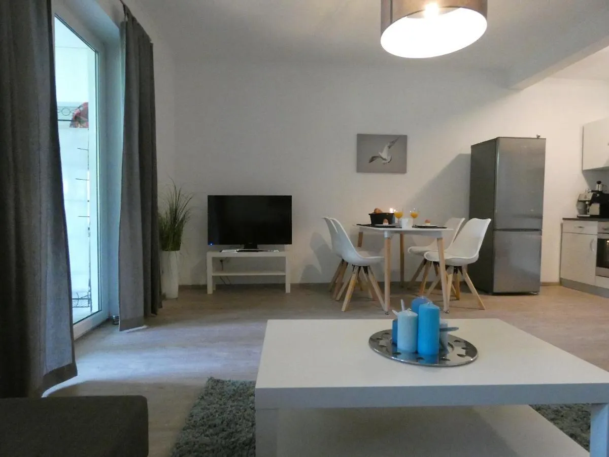 Apartamento Gartenwohnung Juliana Gstadt Laeufers Chiemsee Holiday Home Gstadt am Chiemsee